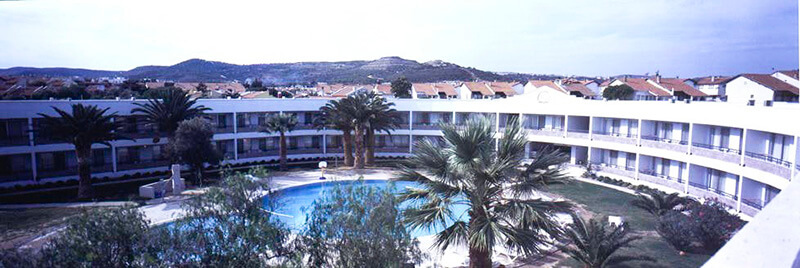 ÇEŞME ALTINYUNUS - 2001 / 3.000m2 — Matt Yapı projesi