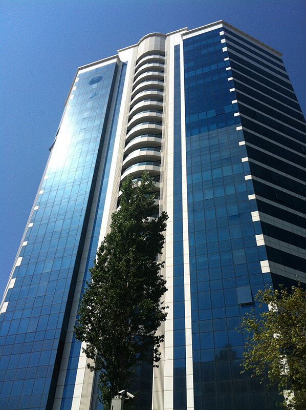 GÜREL PLAZA - 2005 / 30.000m2 — Matt Yapı projesi